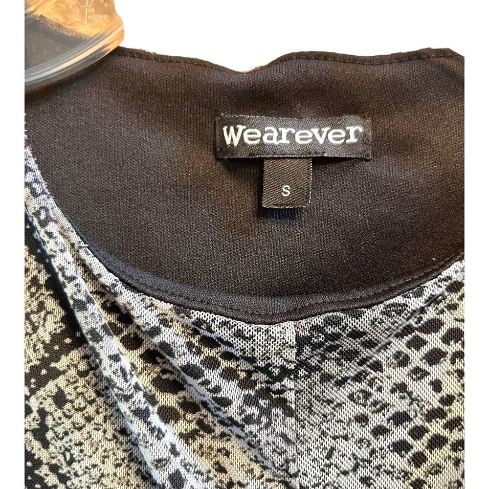 Wearever Snake Print Gray Black Ruched Crewneck Cropped Tank Top Womens Sz‎ Sm - Picture 3 of 7